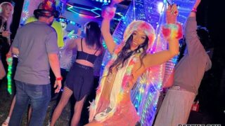 Silent Disco Party Lux La Fox LPI pornmz