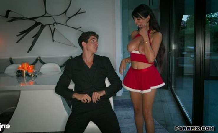 Aaliyah Yasin – Merry XXXMas