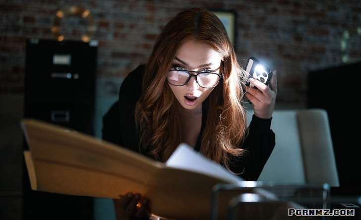 DigitalPlayground Kira Fox – Firm Ambition